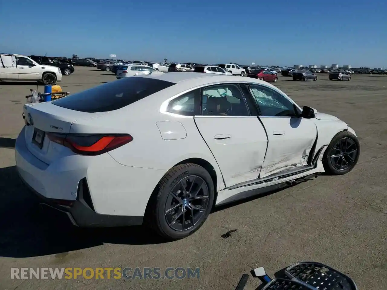 3 Photograph of a damaged car WBY73AW05PFN75140 BMW I4 EDRIVE 2023