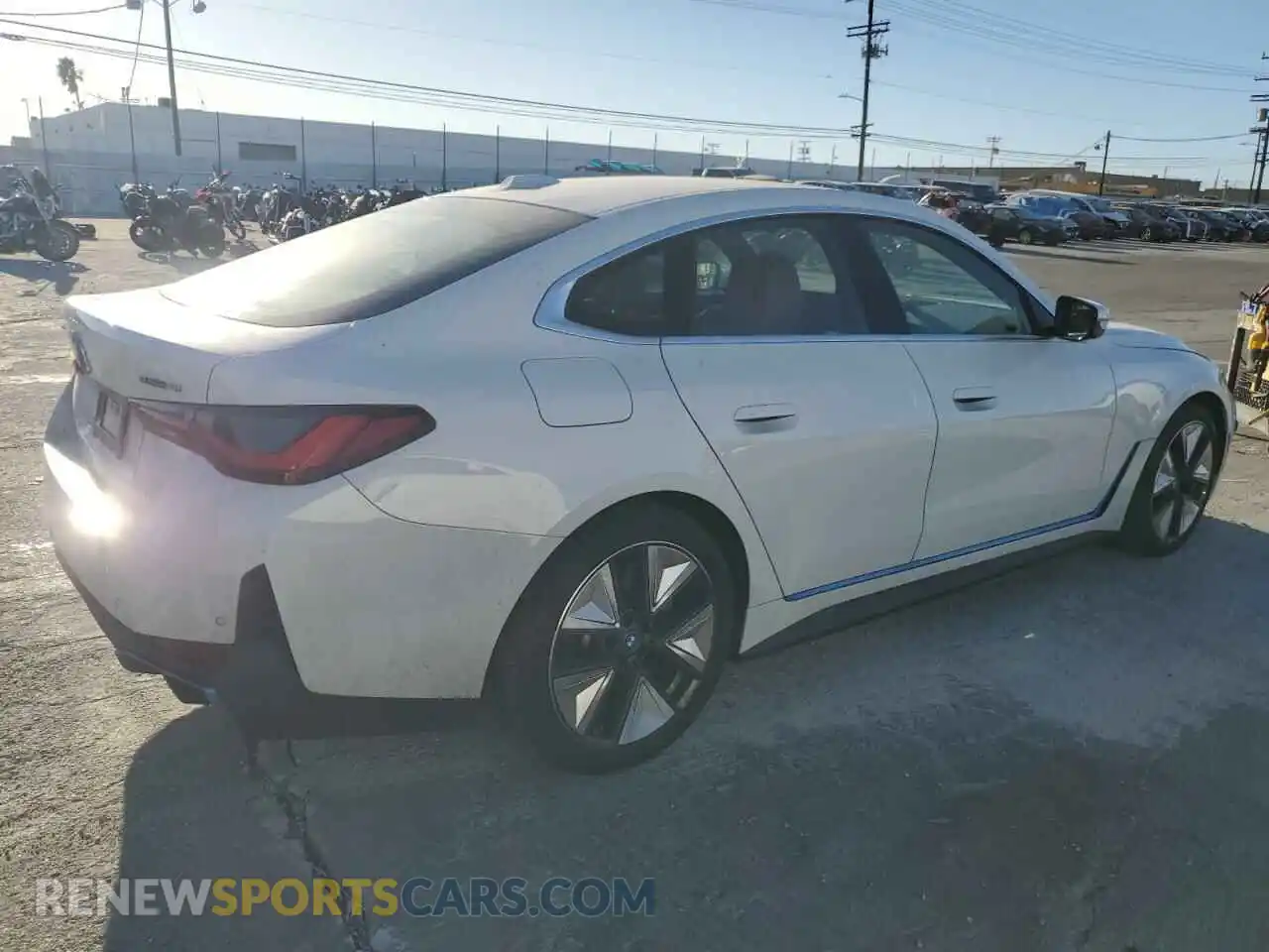 3 fotografías del automóvil dañado WBY73AW09PFN74962 BMW I4 EDRIVE 2023