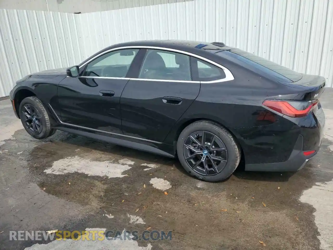2 Фотография поврежденного автомобиля WBY73AW02RFS00499 BMW I4 EDRIVE 2024