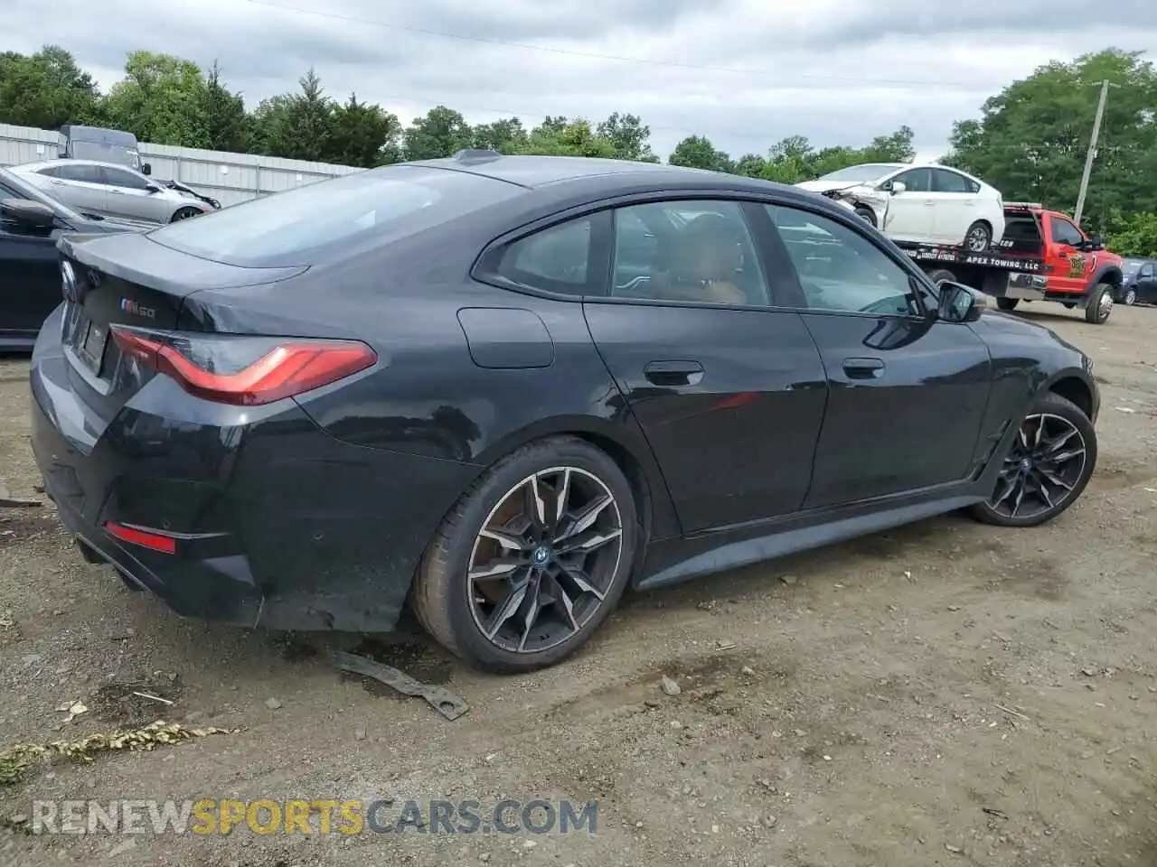 3 Фотография поврежденного автомобиля WBY33AW00PFP17764 BMW I4 M50 2023