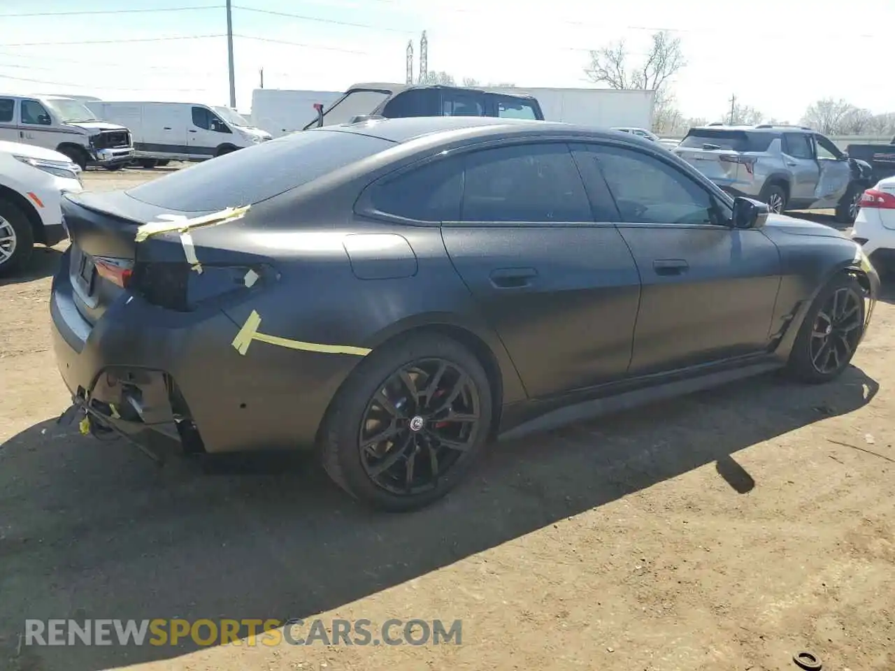 3 fotografías del automóvil dañado WBY33AW01PFP07728 BMW I4 M50 2023