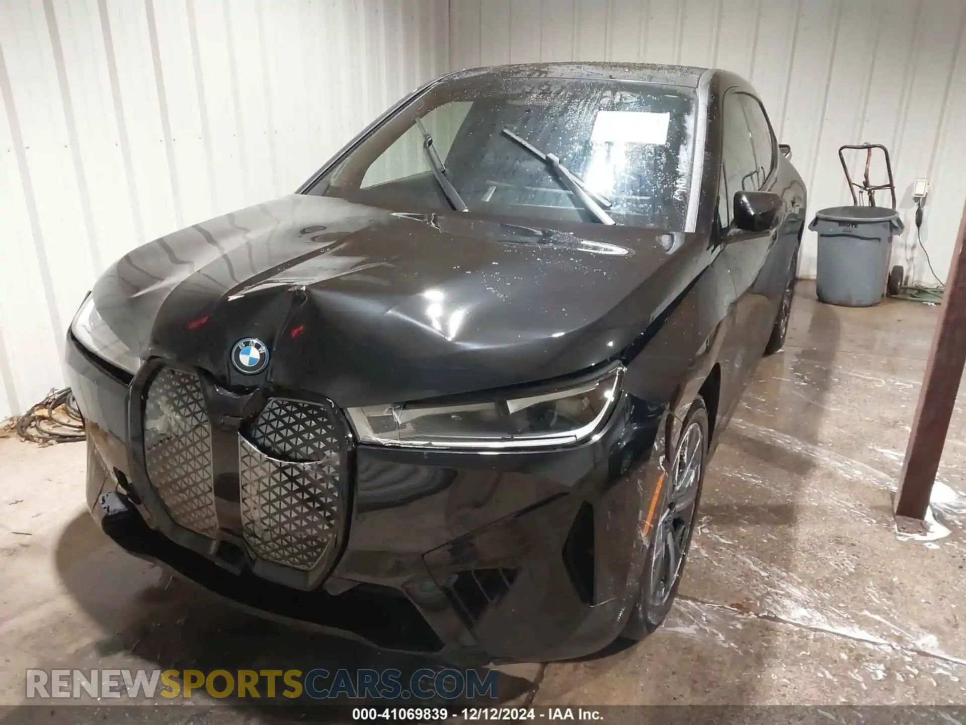 2 Photograph of a damaged car WB523CF08RCP18413 BMW IX 2024