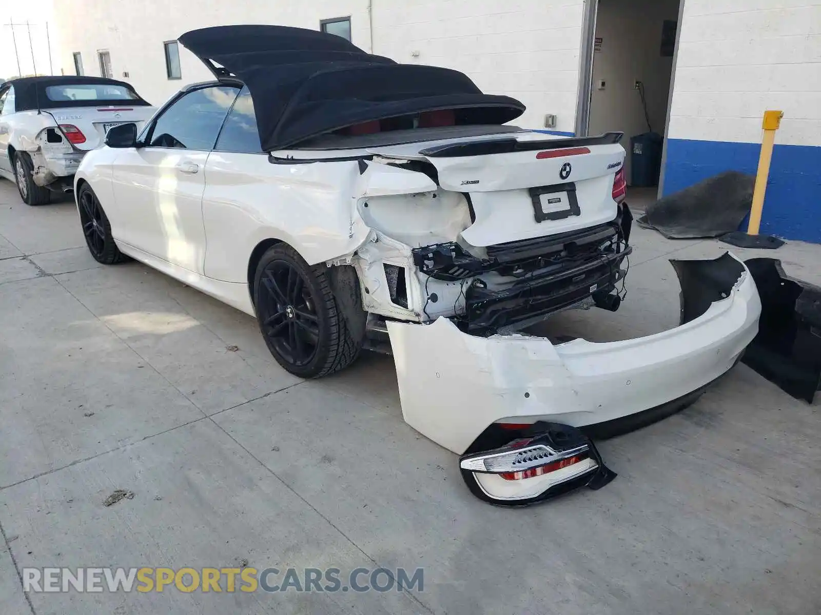 3 Photograph of a damaged car WBA2N3C5XKVJ57332 BMW M2 2019