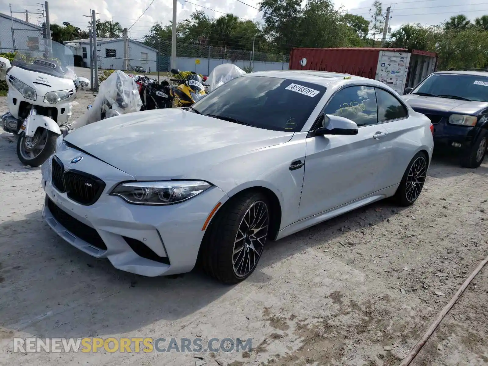 2 Photograph of a damaged car WBS2U7C50KVJ07626 BMW M2 2019