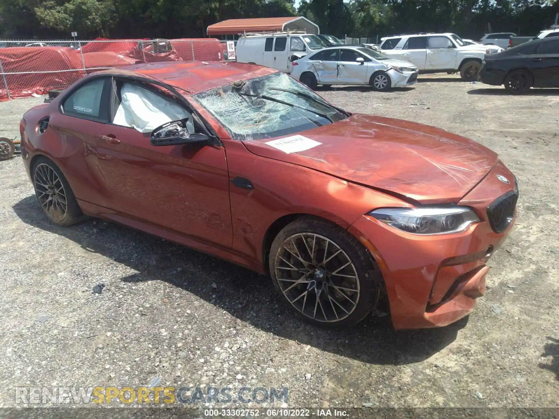 1 Photograph of a damaged car WBS2U7C53K7D42562 BMW M2 2019