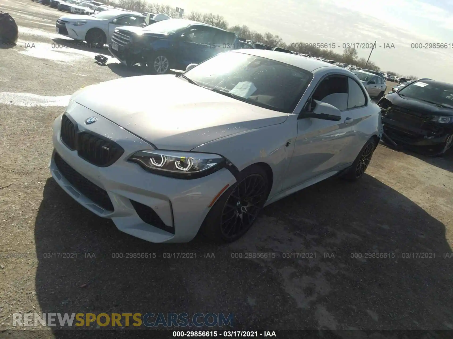 2 Photograph of a damaged car WBS2U7C57K7D03439 BMW M2 2019