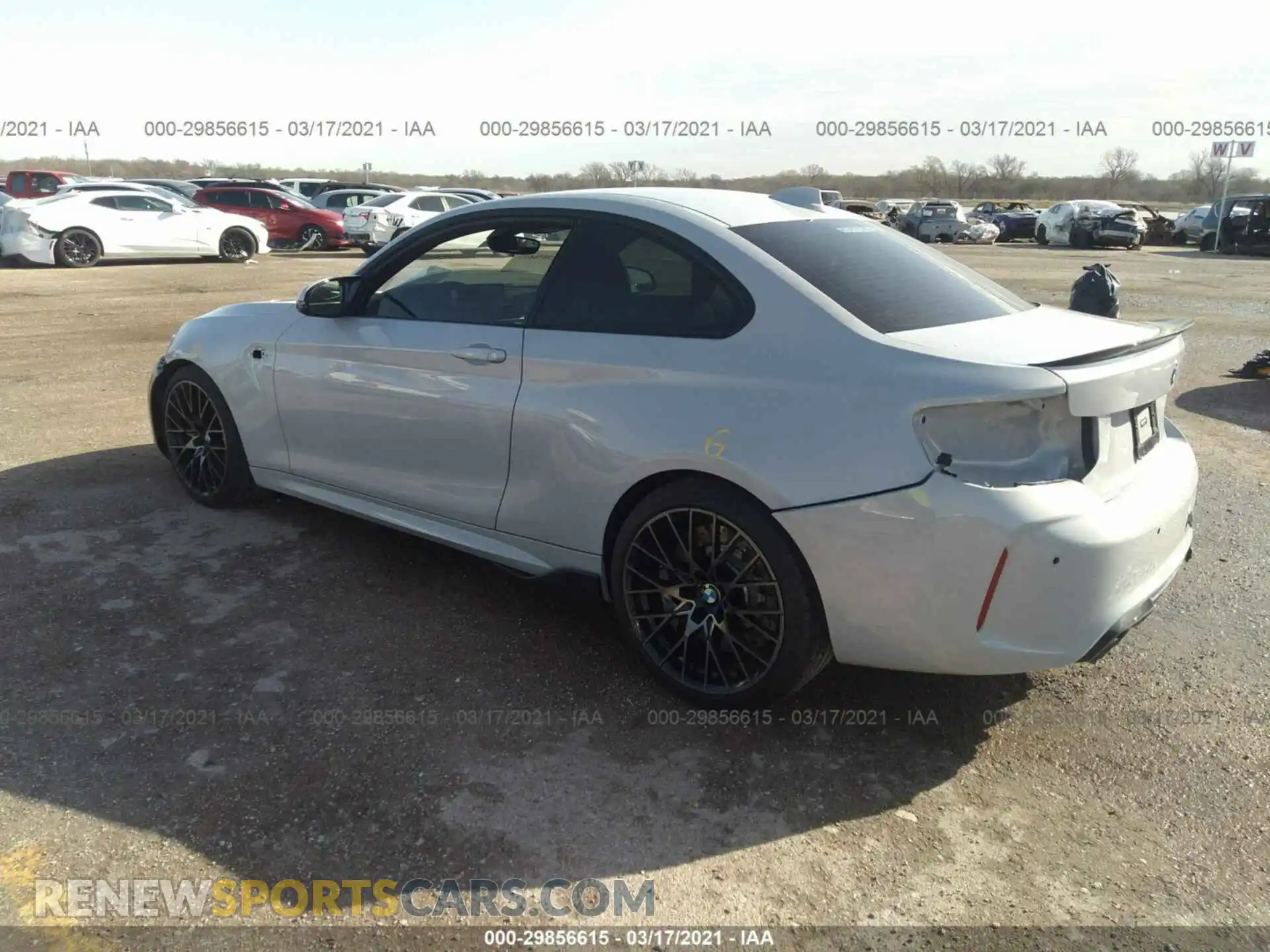 3 Photograph of a damaged car WBS2U7C57K7D03439 BMW M2 2019