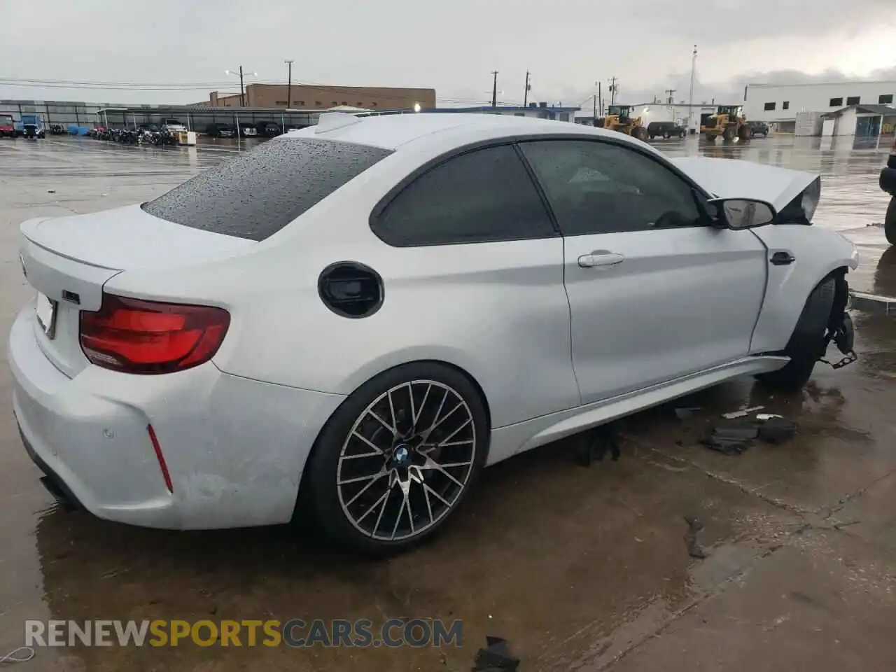 3 Photograph of a damaged car WBS2U7C01L7D66378 BMW M2 2020