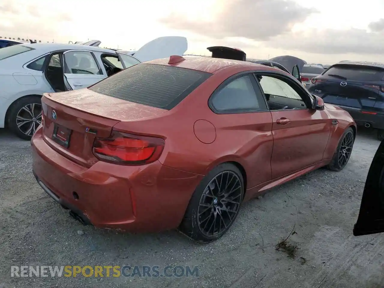 3 Photograph of a damaged car WBS2U7C02L7D66292 BMW M2 2020