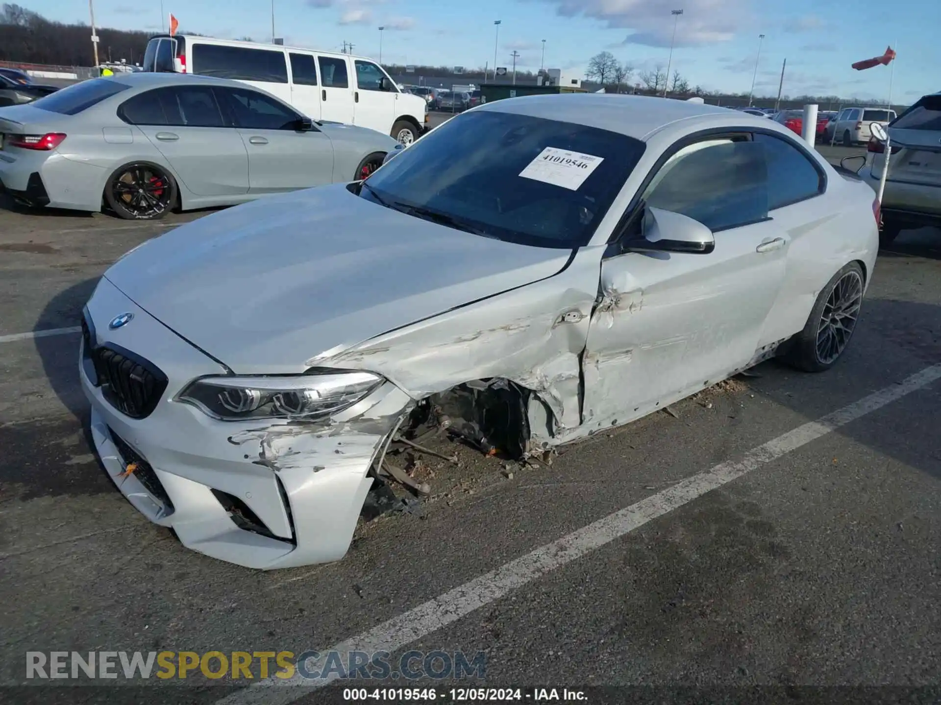 2 Photograph of a damaged car WBS2U7C02L7F02100 BMW M2 2020