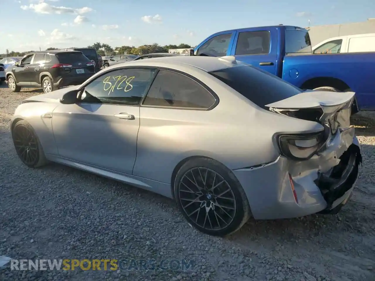 2 Photograph of a damaged car WBS2U7C09L7D68461 BMW M2 2020