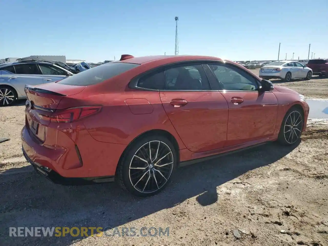 3 Photograph of a damaged car WBA13AL02M7H72672 BMW M2 2021