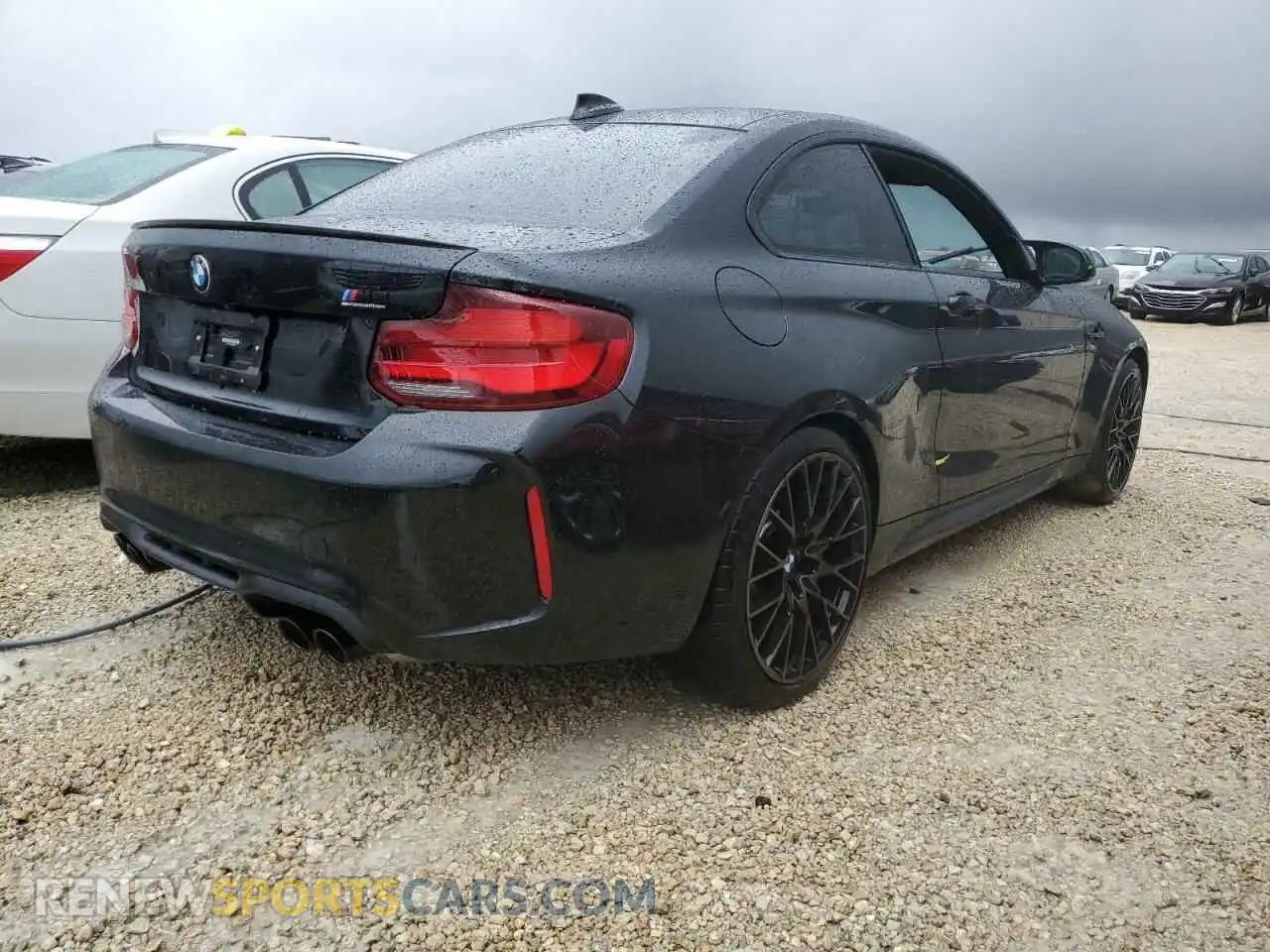 3 Photograph of a damaged car WBS2U7C09M7G58555 BMW M2 2021
