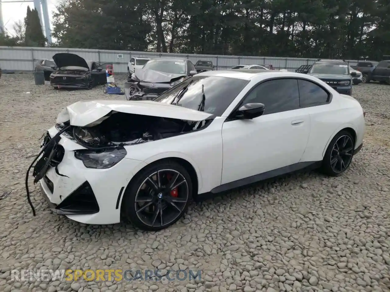1 Photograph of a damaged car 3MW53CM06N8C78548 BMW M2 2022