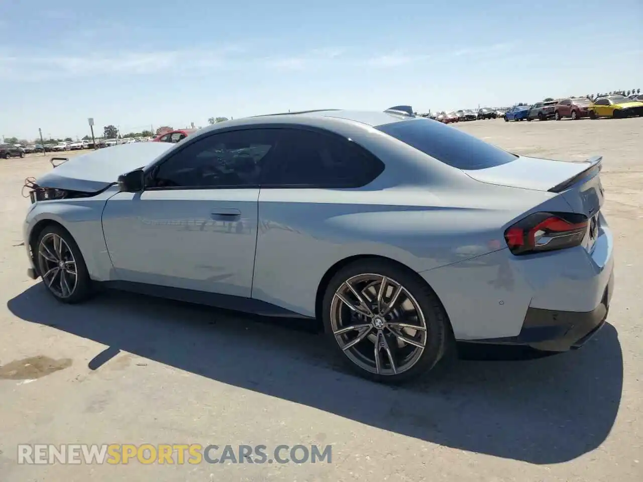 2 Photograph of a damaged car 3MW53CM07N8C53061 BMW M2 2022