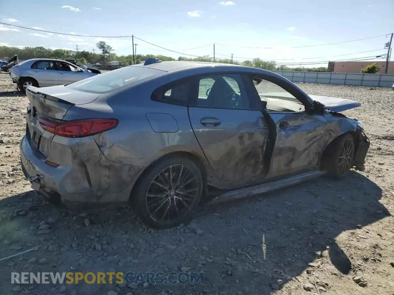 3 Photograph of a damaged car WBA13AL06N7J93957 BMW M2 2022