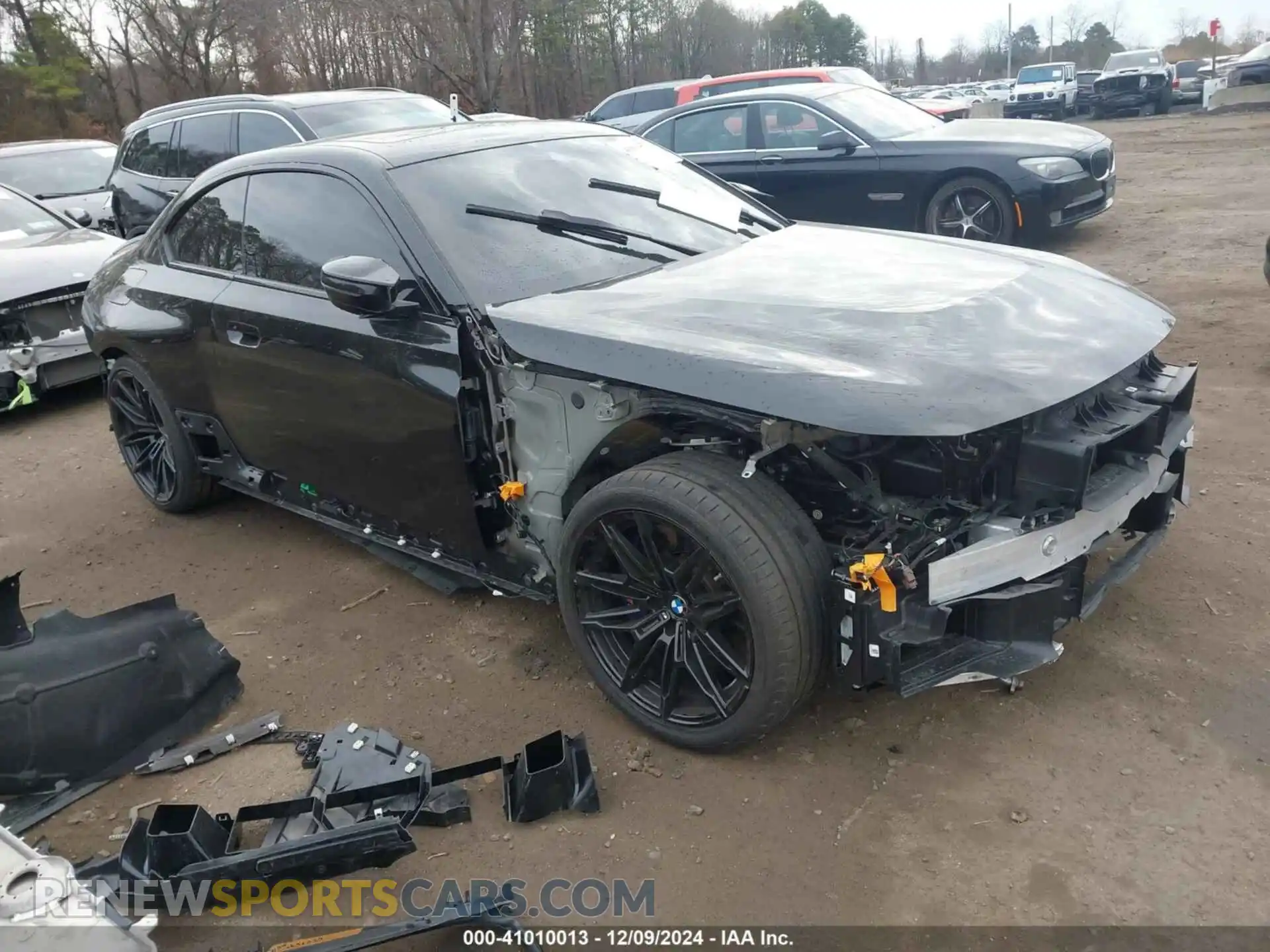 1 Photograph of a damaged car 3MF13DM05R8E75611 BMW M2 2024