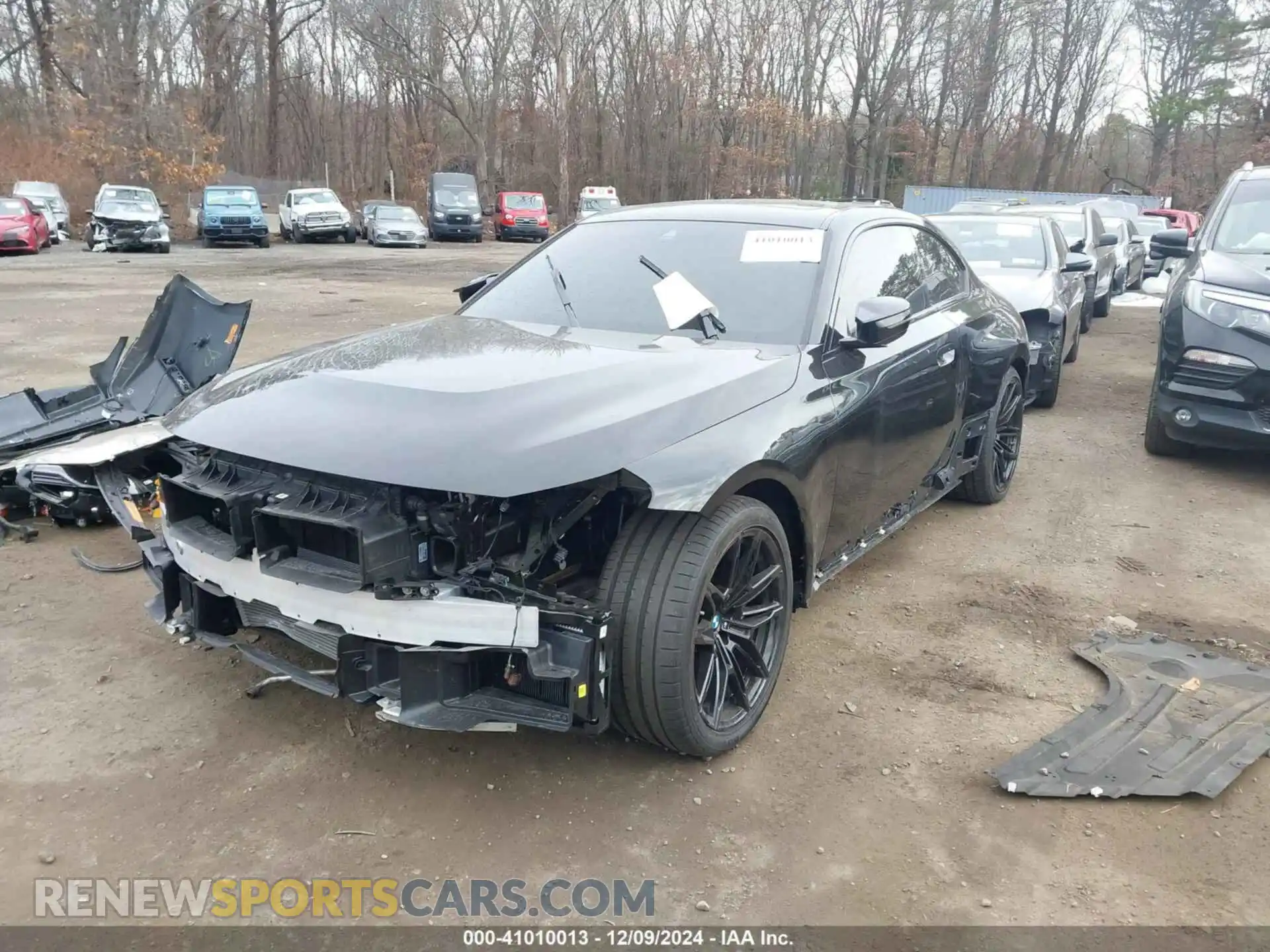 2 Photograph of a damaged car 3MF13DM05R8E75611 BMW M2 2024
