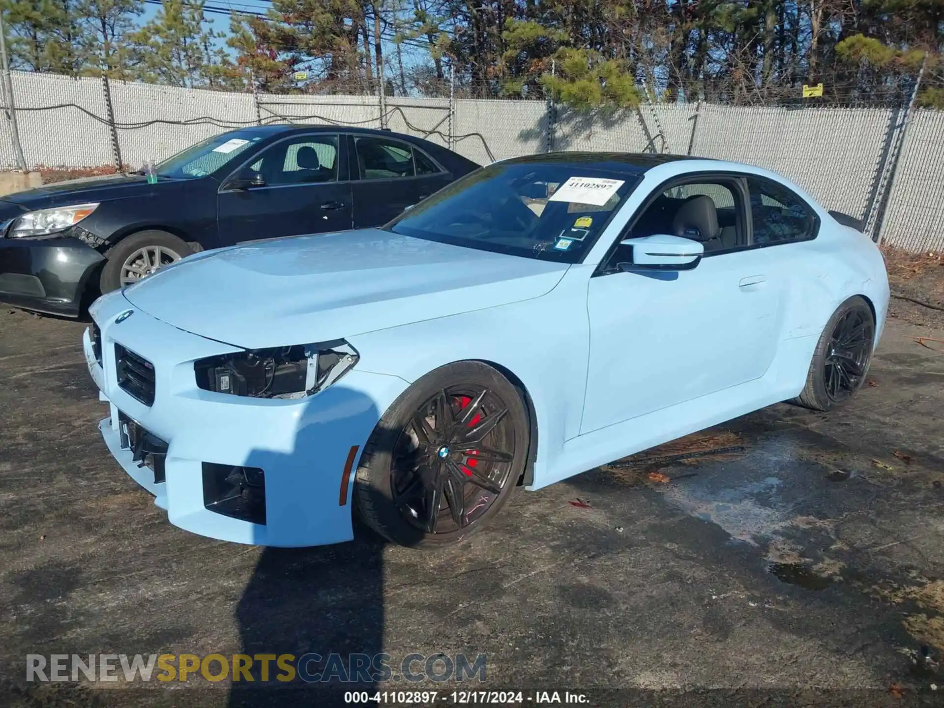 2 Photograph of a damaged car 3MF13DM07R8E25101 BMW M2 2024
