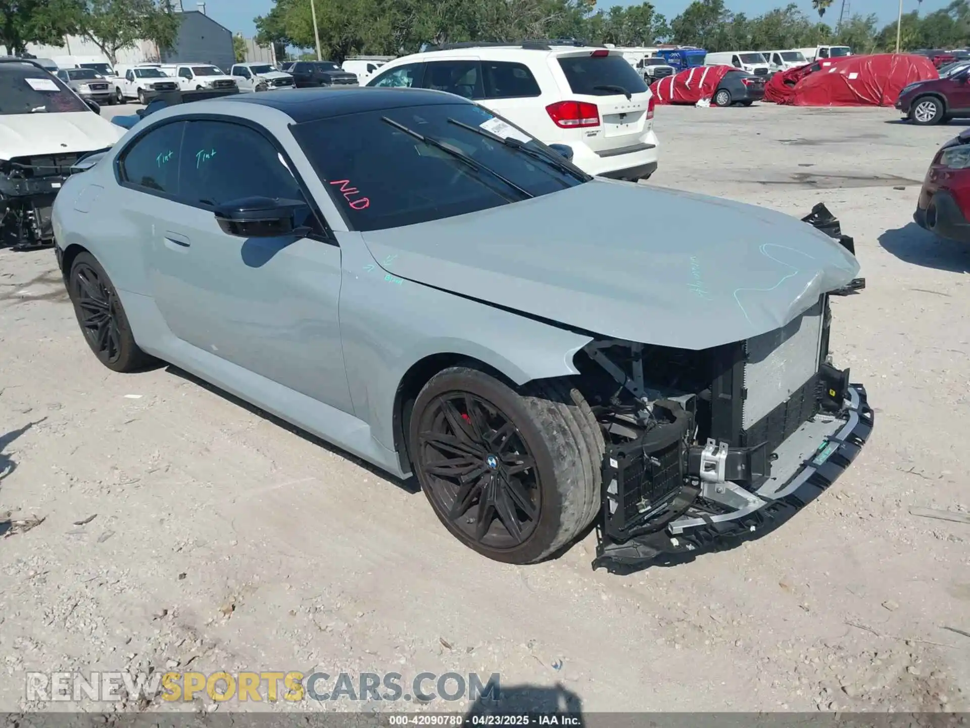 1 Photograph of a damaged car 3MF13DM08R8E17041 BMW M2 2024