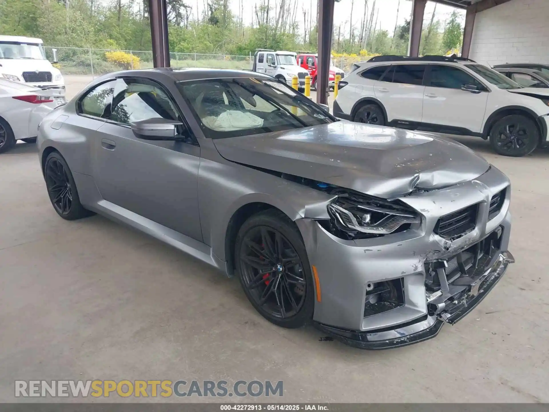 1 Photograph of a damaged car 3MF13DM08R8E83248 BMW M2 2024