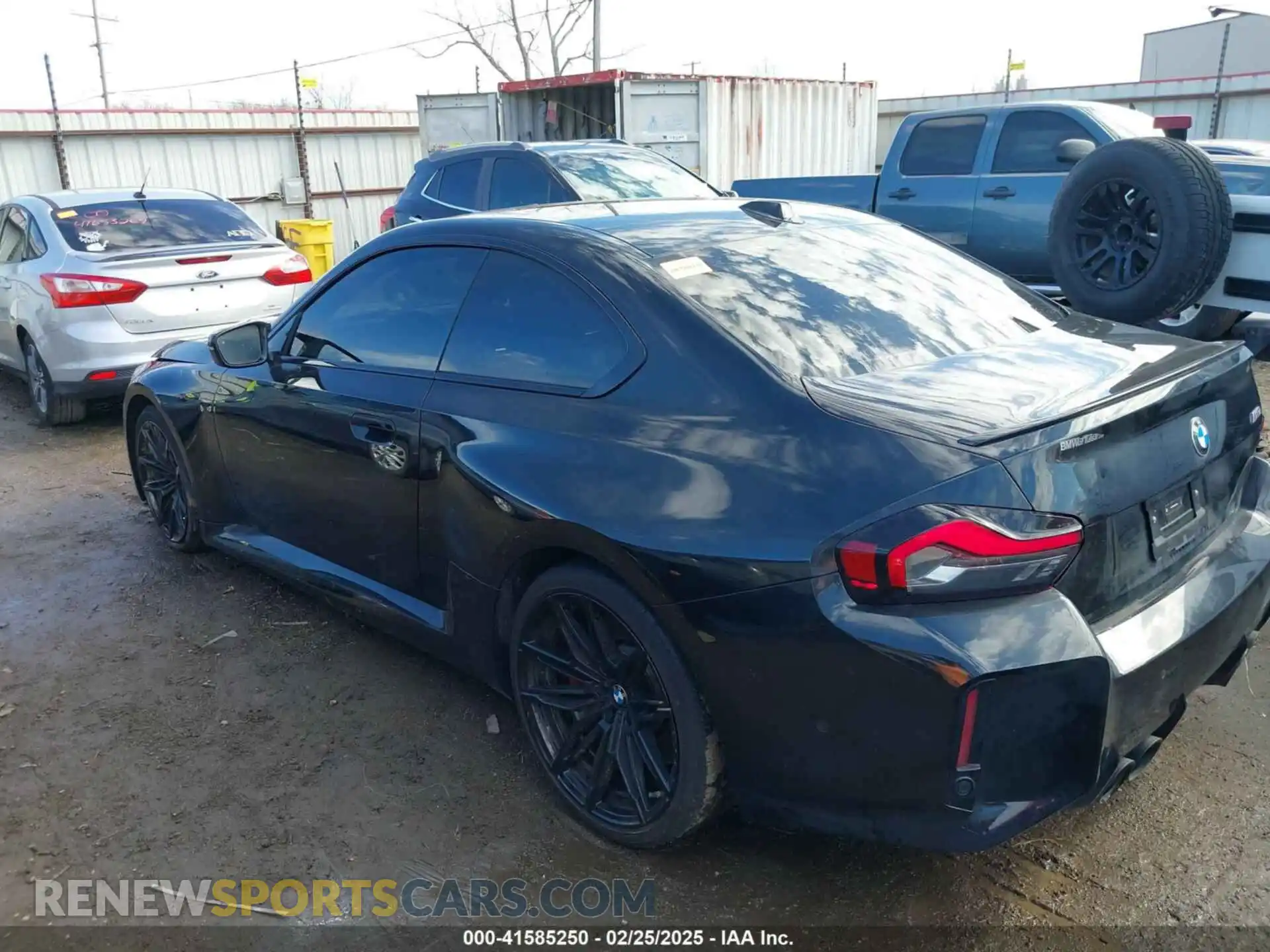 3 Photograph of a damaged car 3MF13DM09R8E89933 BMW M2 2024