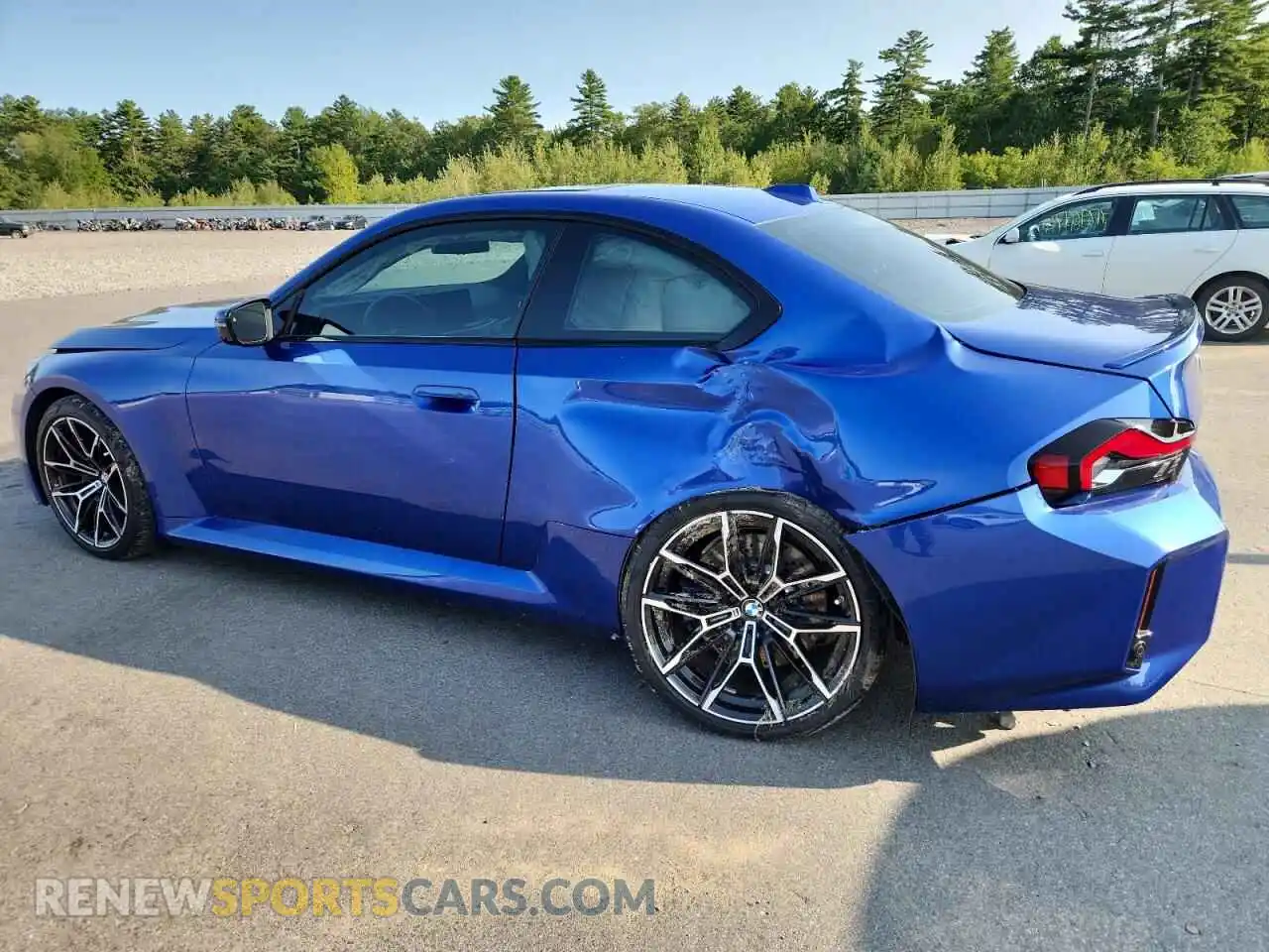 2 Photograph of a damaged car 3MF23DM03S8F23438 BMW M2 2025