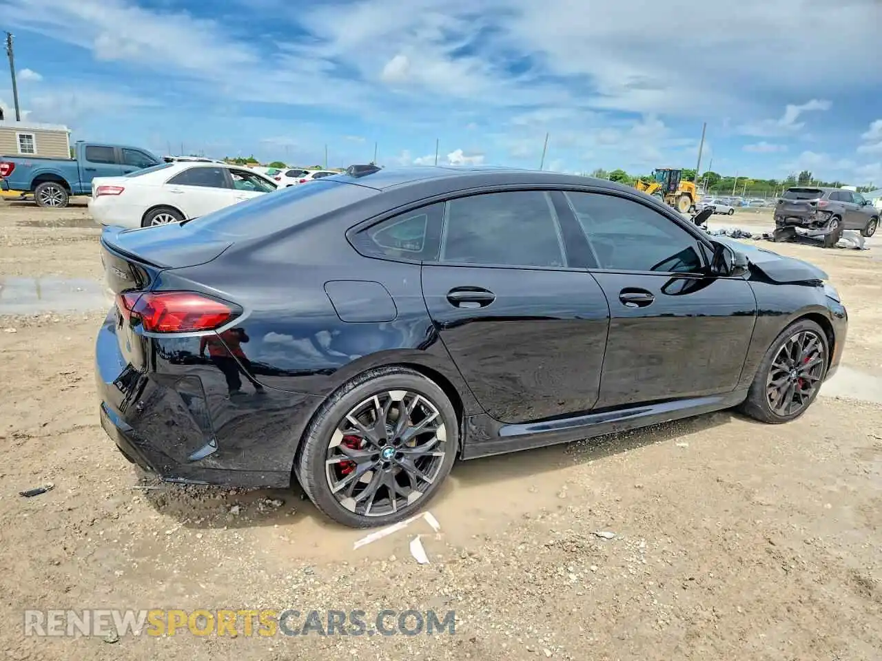 3 Photograph of a damaged car WBA33GG06S7S49459 BMW M2 2025