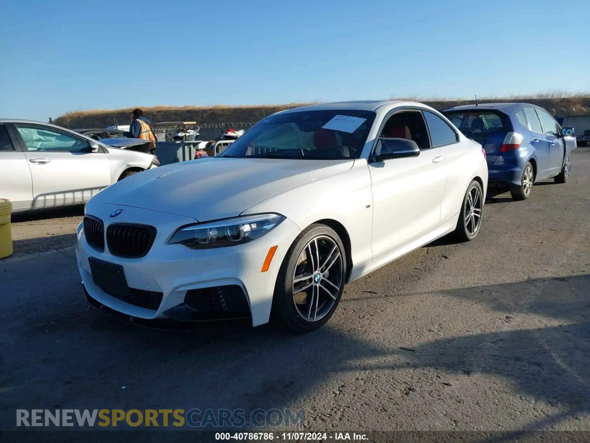 2 fotografías del automóvil dañado WBA2J5C58KVC07817 BMW M240I 2019