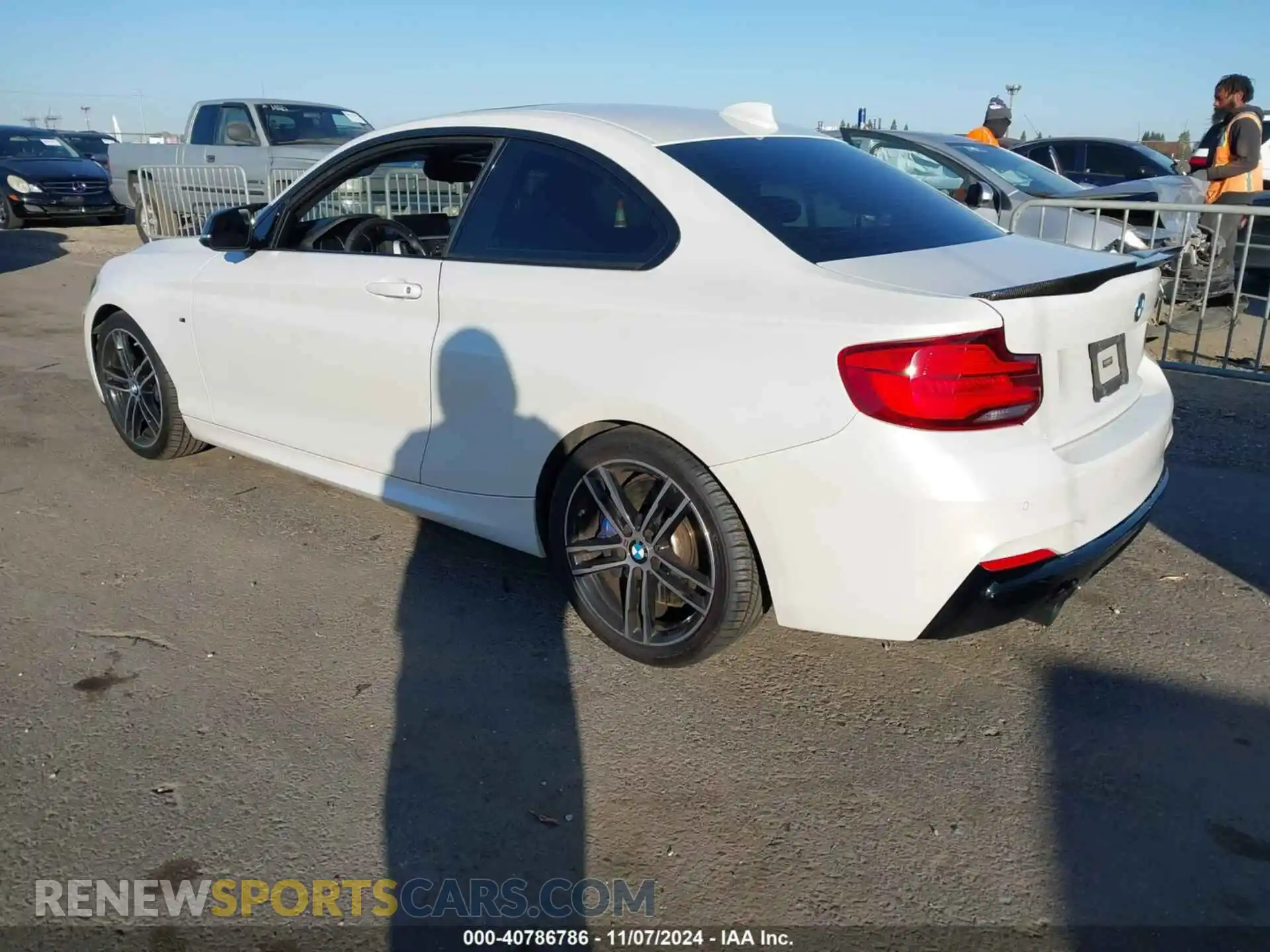 3 fotografías del automóvil dañado WBA2J5C58KVC07817 BMW M240I 2019