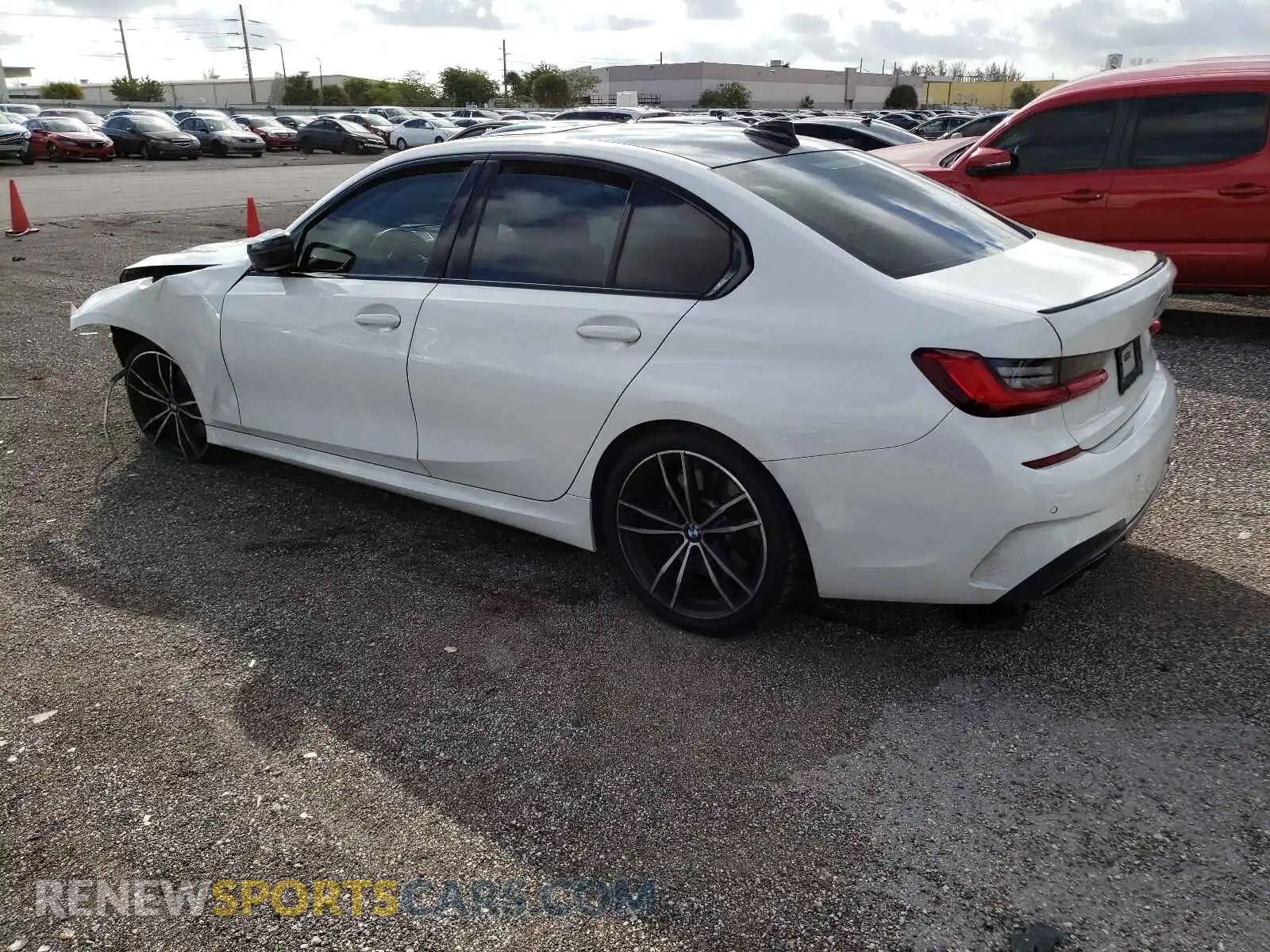 3 Photograph of a damaged car 3MW5U7J01L8B35352 BMW M3 2020