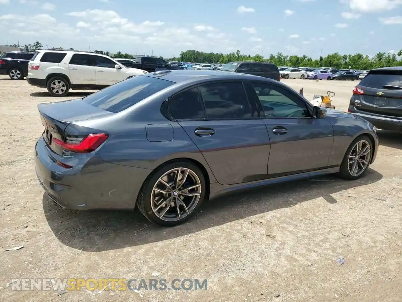 3 Photograph of a damaged car 3MW5U7J03L8B26409 BMW M3 2020