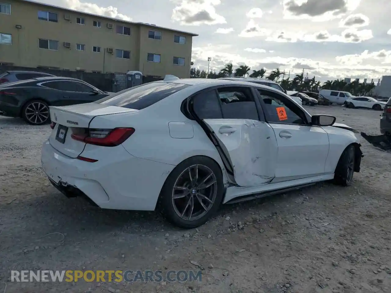 3 Photograph of a damaged car 3MW5U7J03L8B32193 BMW M3 2020