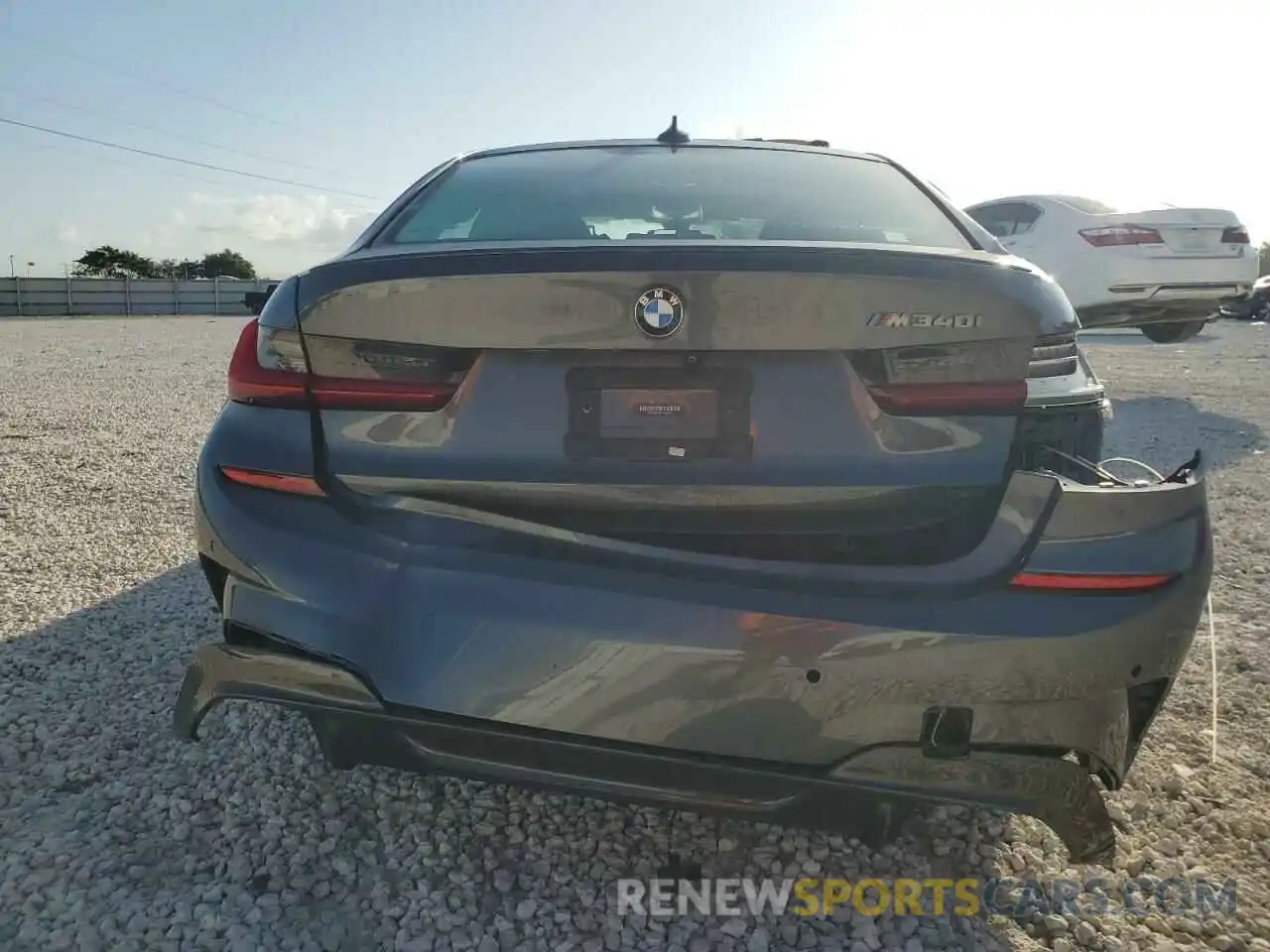 6 Photograph of a damaged car WBA5U7C06LFH58313 BMW M3 2020
