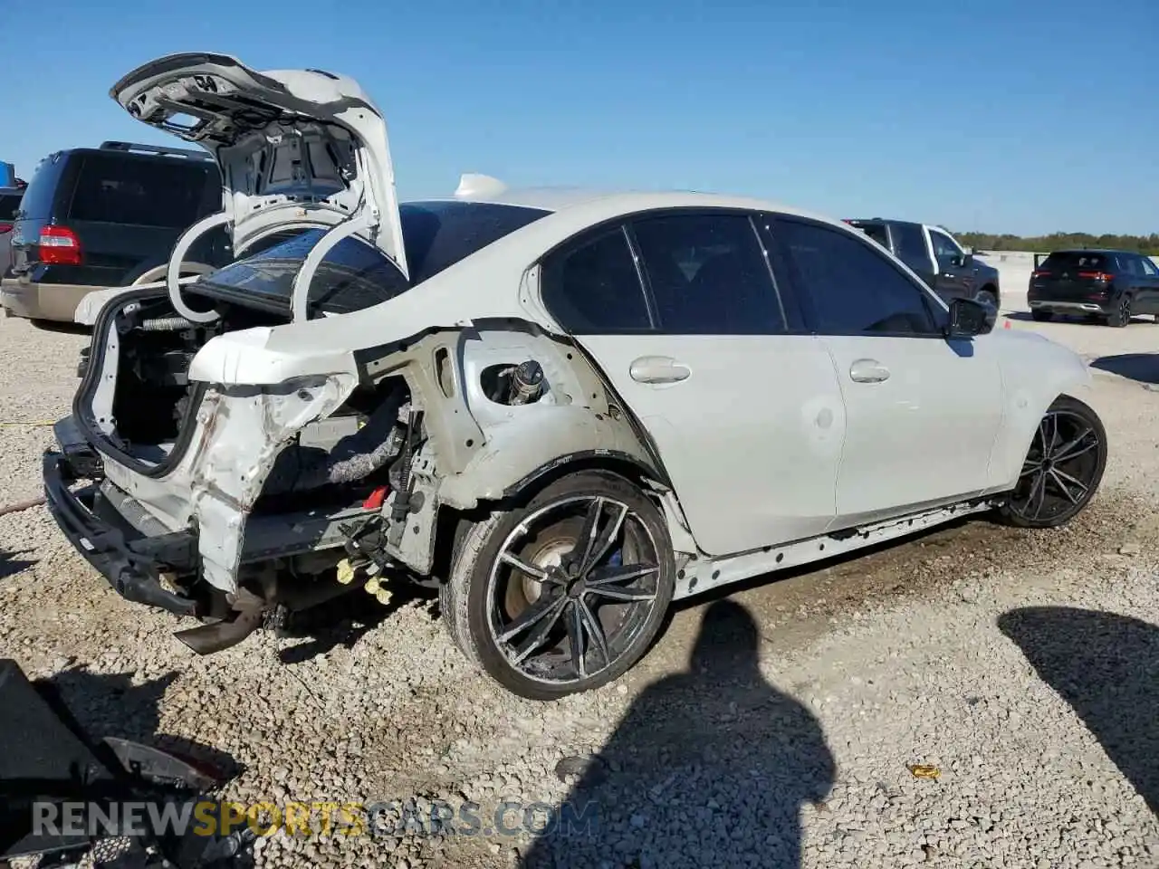 3 Photograph of a damaged car WBA5U7C08LFH30738 BMW M3 2020