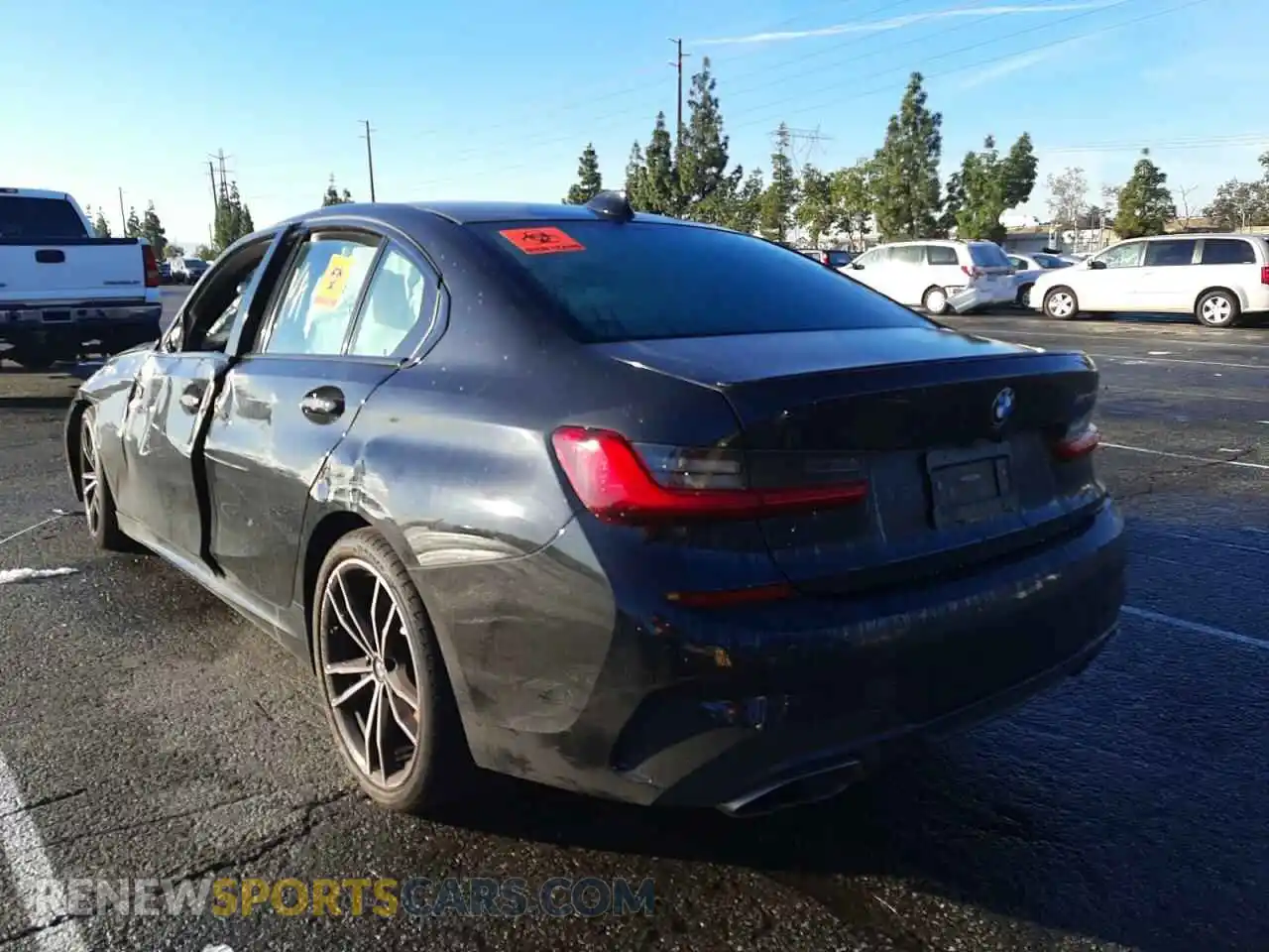3 Photograph of a damaged car 3MW5U7J01M8B55599 BMW M3 2021