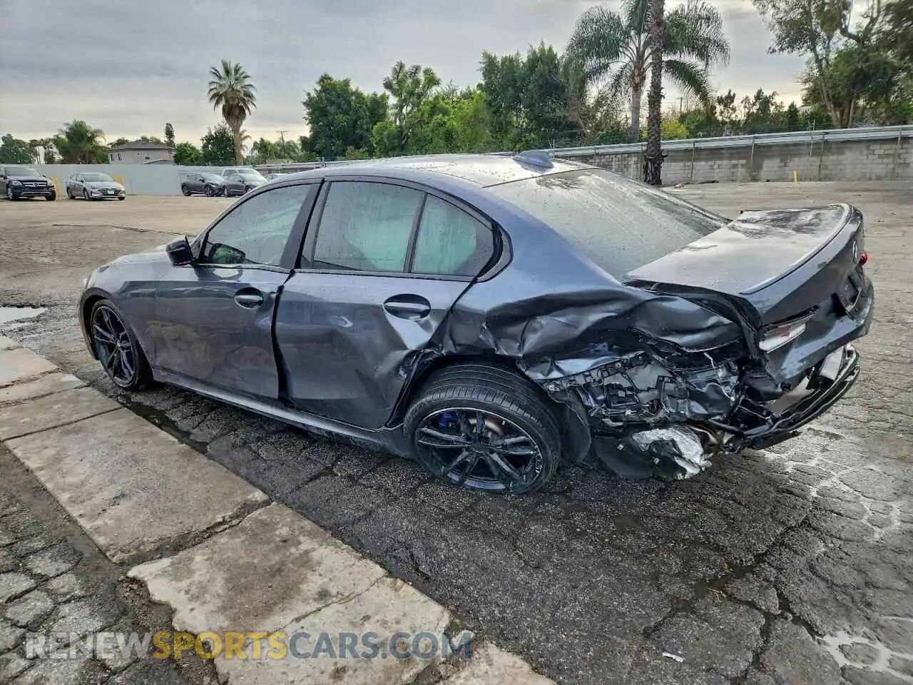 2 Photograph of a damaged car 3MW5U7J01M8C14196 BMW M3 2021