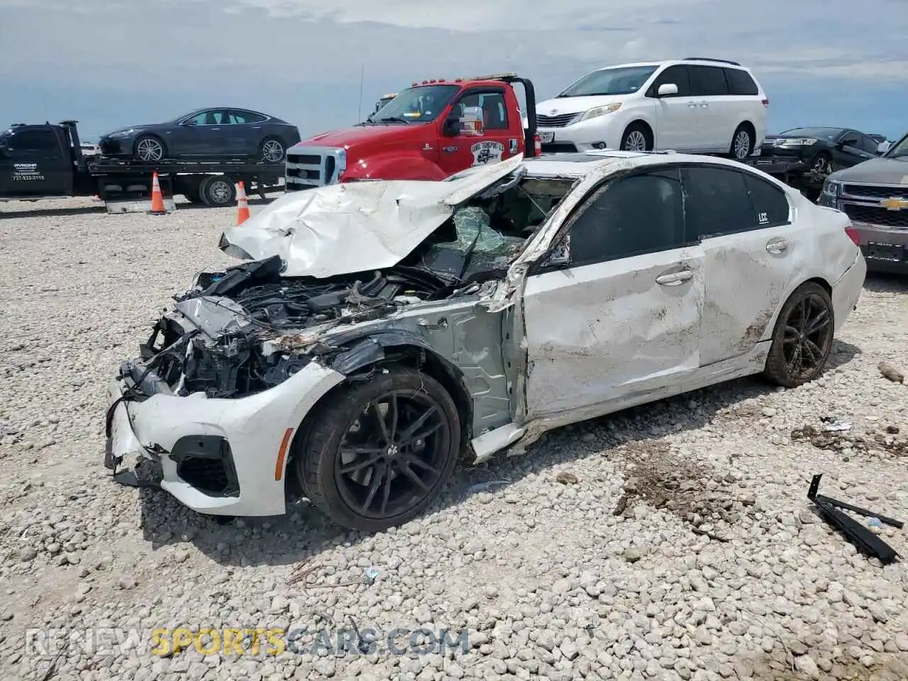 1 Photograph of a damaged car 3MW5U7J04M8B55659 BMW M3 2021