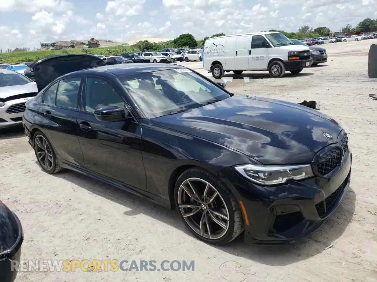 1 Photograph of a damaged car 3MW5U7J04M8C15407 BMW M3 2021