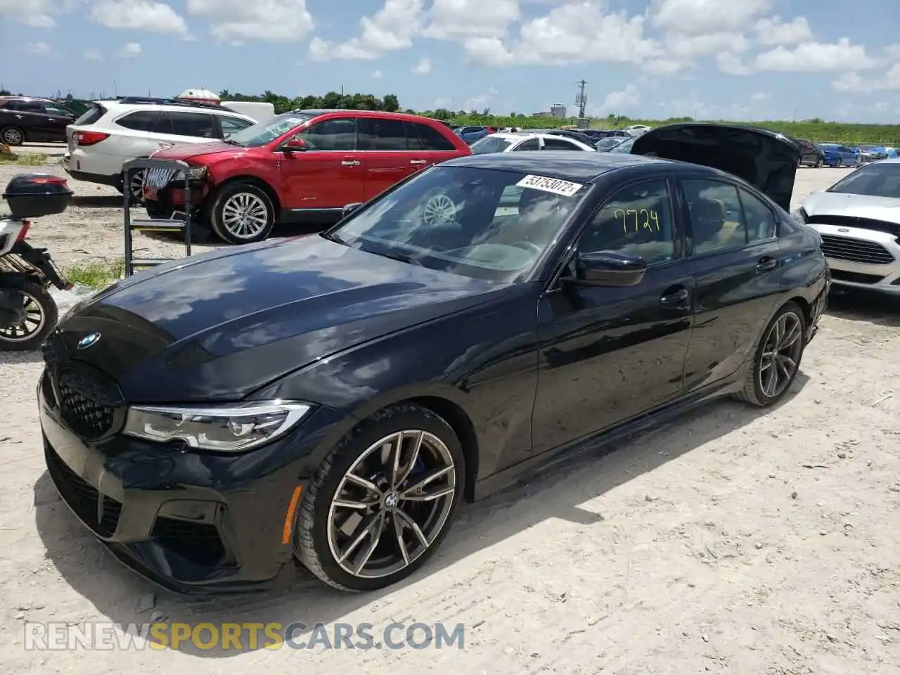 2 Photograph of a damaged car 3MW5U7J04M8C15407 BMW M3 2021