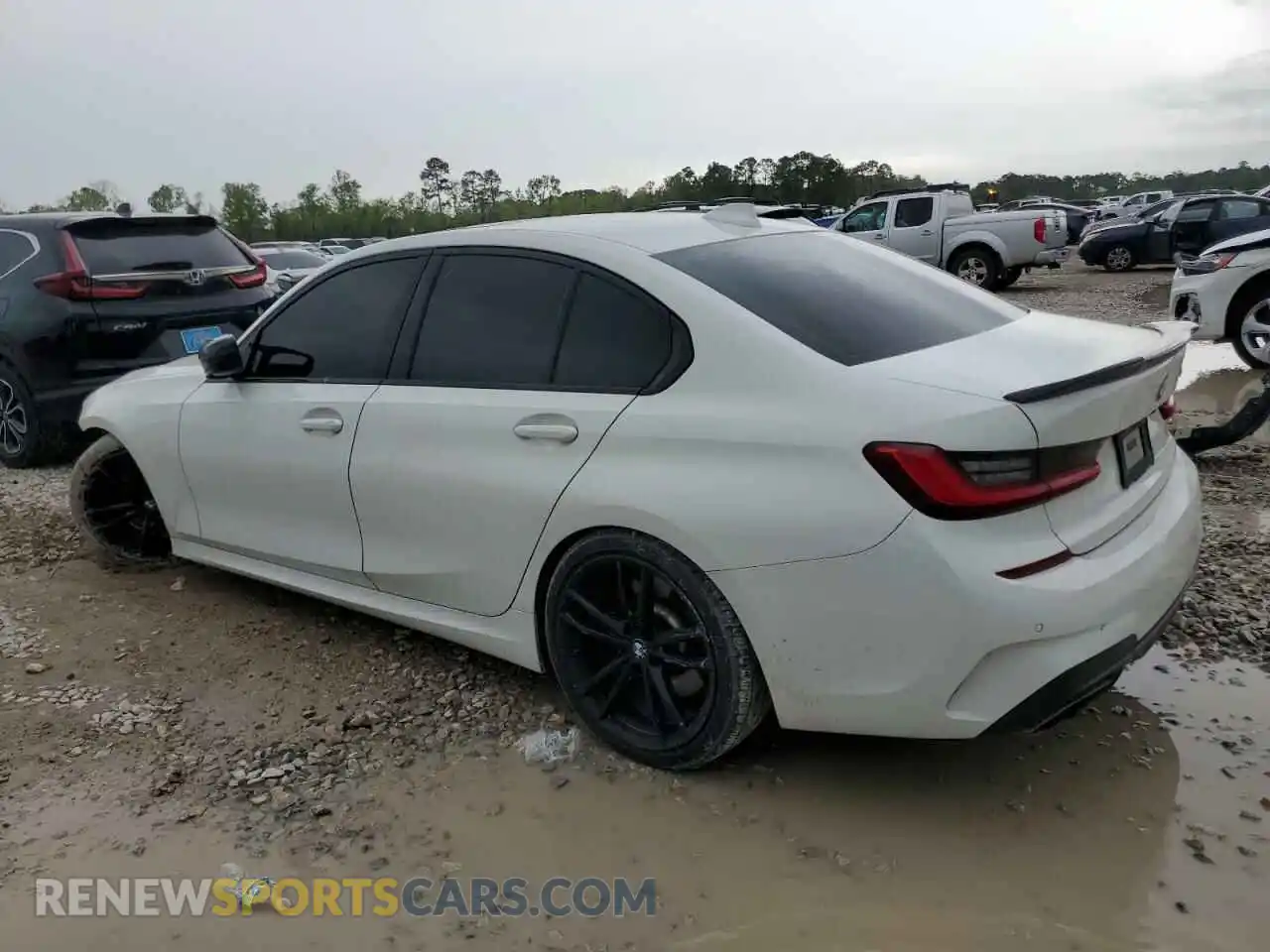 2 Photograph of a damaged car 3MW5U7J08M8C10971 BMW M3 2021