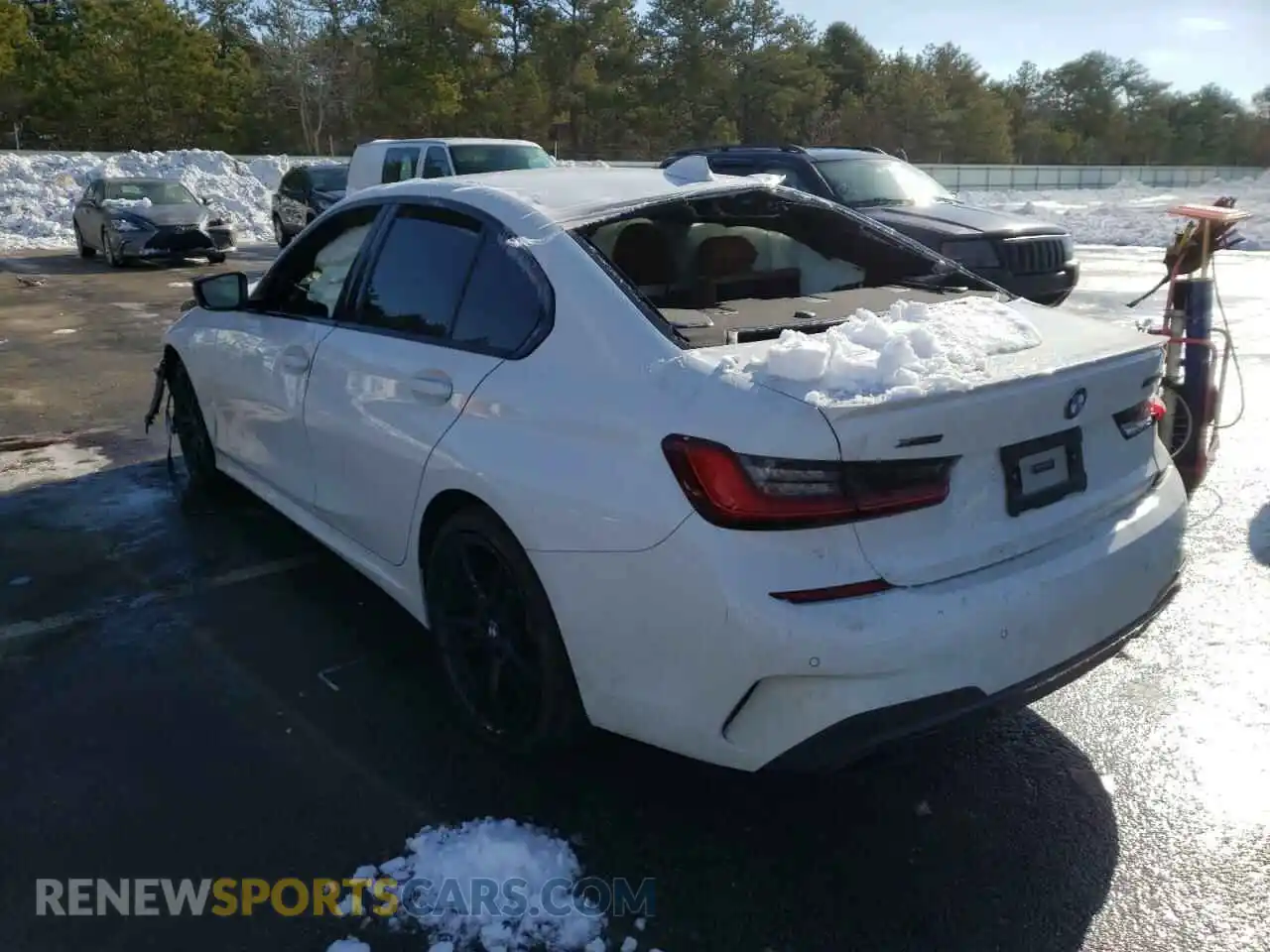 3 Фотография поврежденного автомобиля 3MW5U9J02M8C01226 BMW M3 2021