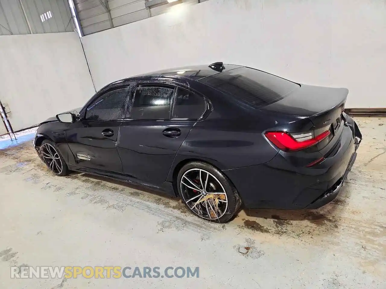 2 Photograph of a damaged car 3MW5U9J03M8B63456 BMW M3 2021