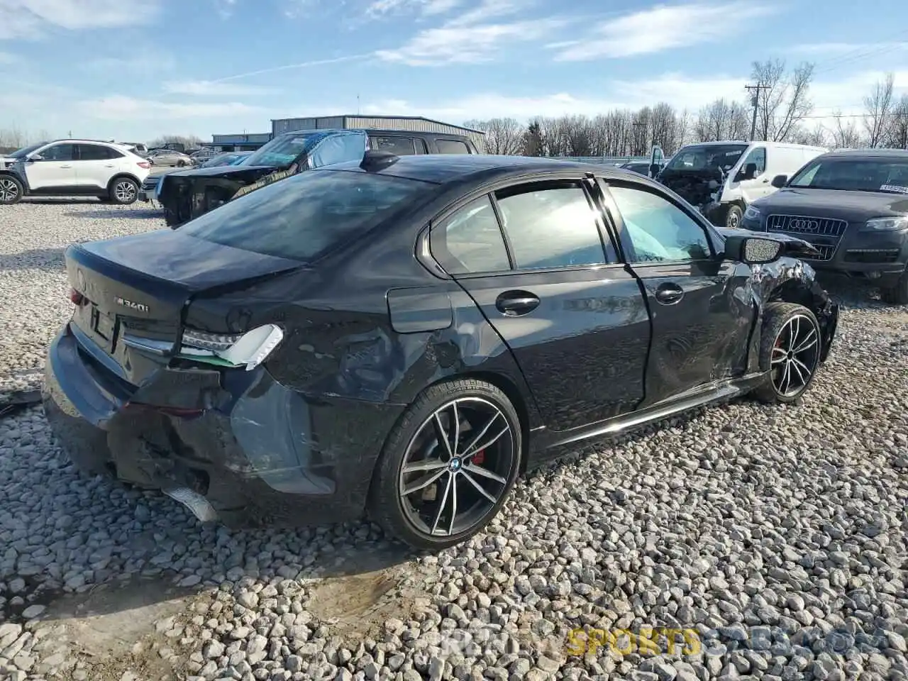 3 Photograph of a damaged car 3MW5U9J04M8B85322 BMW M3 2021