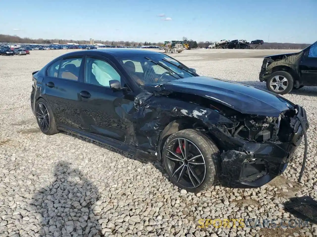 4 Photograph of a damaged car 3MW5U9J04M8B85322 BMW M3 2021