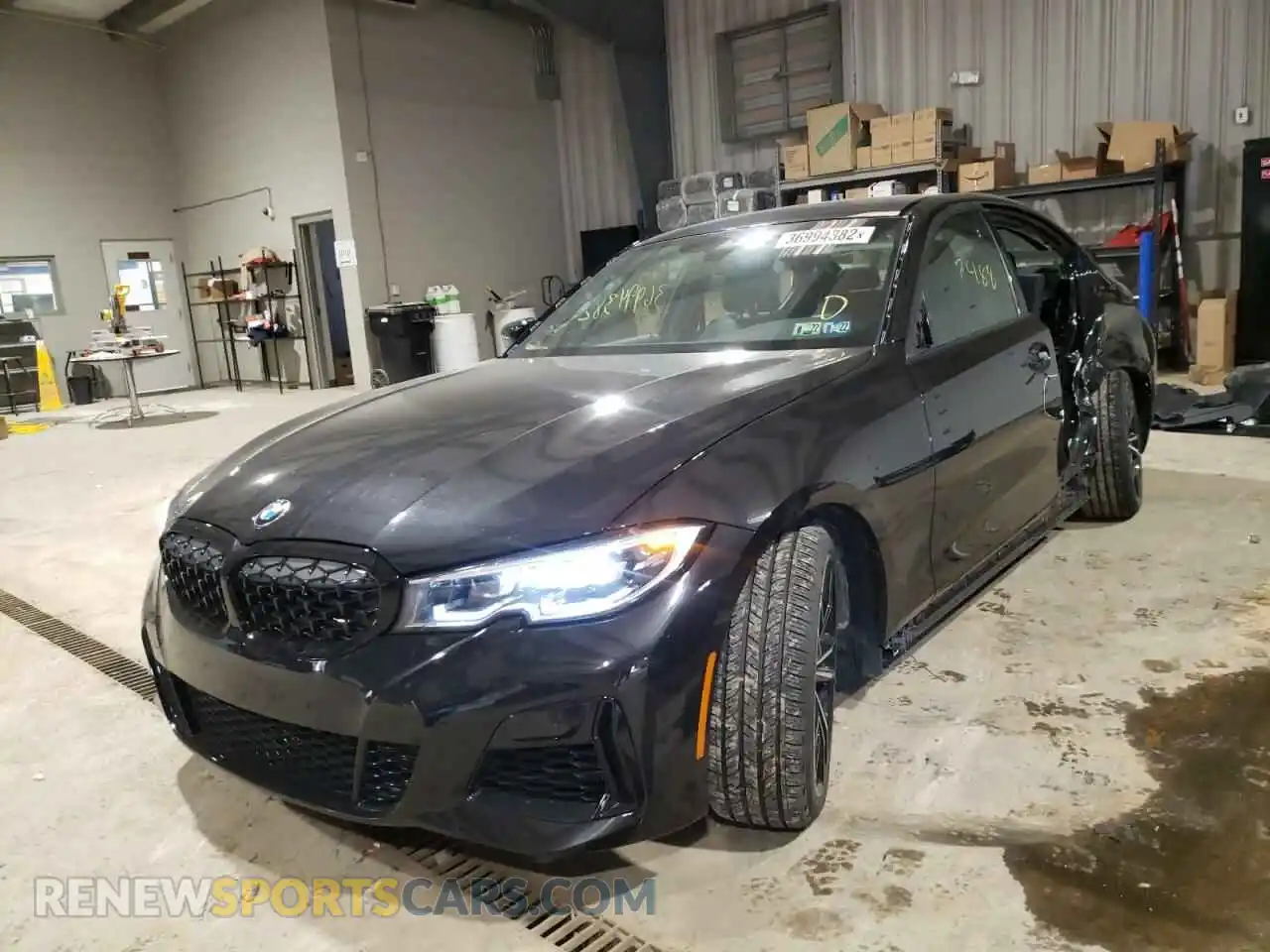 2 Photograph of a damaged car 3MW5U9J07M8B93737 BMW M3 2021