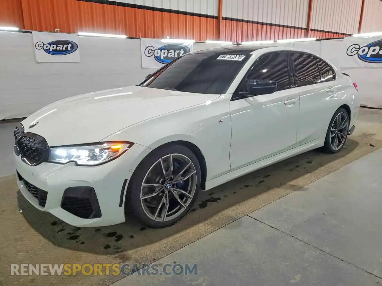 1 Photograph of a damaged car 3MW5U9J09M8B49724 BMW M3 2021
