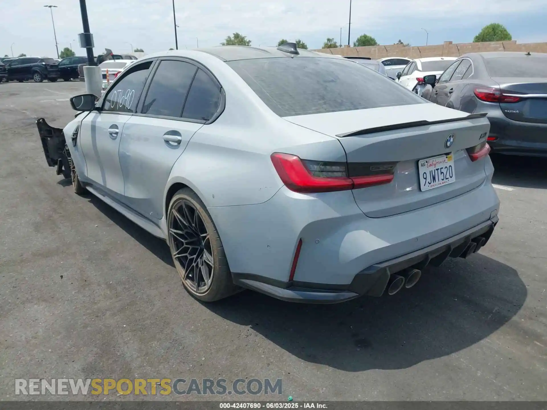 3 Photograph of a damaged car WBS33AY08MFL43519 BMW M3 2021