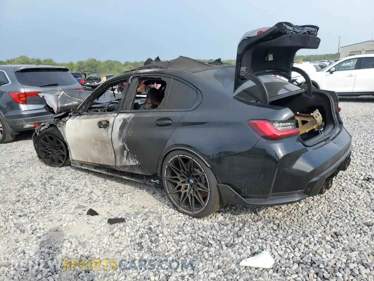 2 Photograph of a damaged car WBS53AY01MFK91112 BMW M3 2021