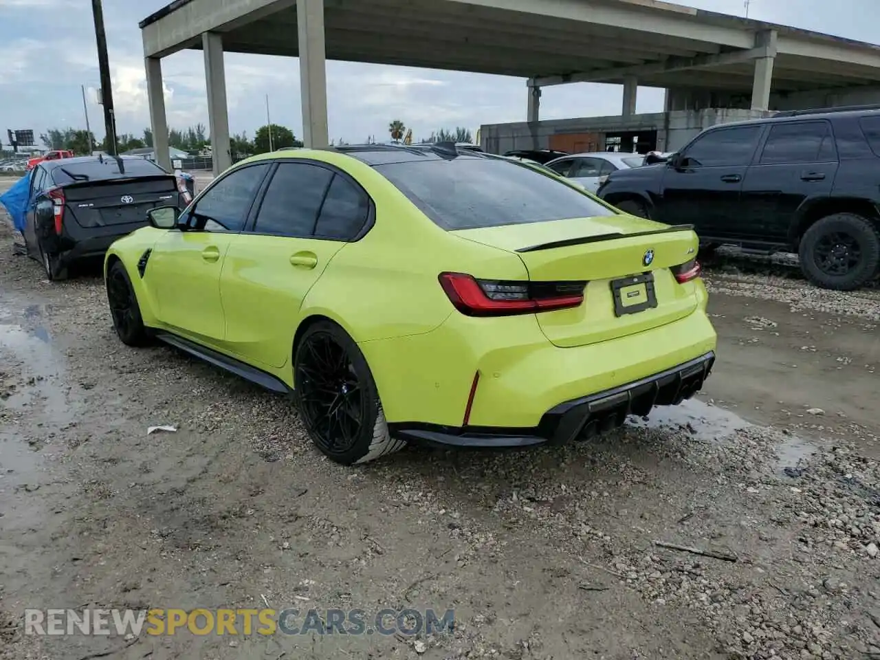 3 Photograph of a damaged car WBS53AY08MFL47322 BMW M3 2021
